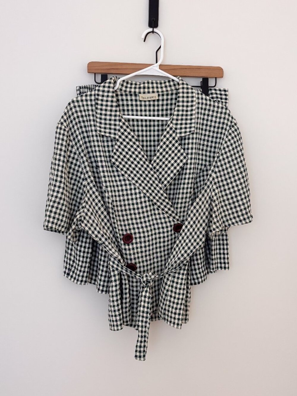 Vintage The Avenue Gingham Two Piece Shorts Set Size 16 Green and White Check
